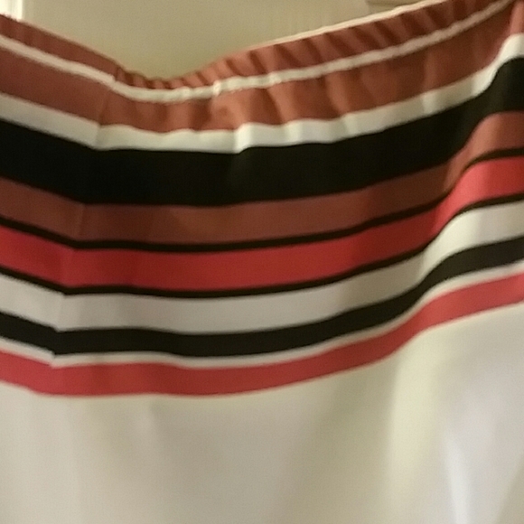 Long sleeve drop off the shoulder shirt - Picture 4 of 5